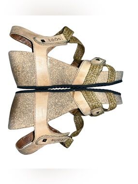 Taos Trulie Leather Wedge Sandal with Braided Strap Size 5-5.5